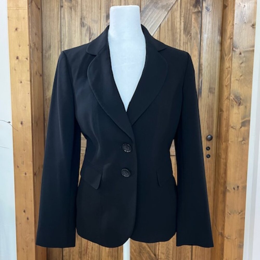 Ann Taylor Blazer, size 0 regular, black